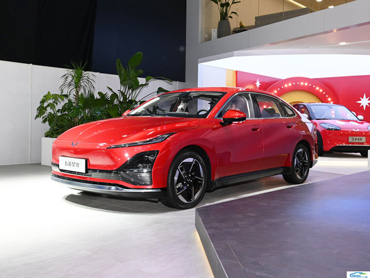 2024 Wuling Starlight 70km Standard Sedan Elétrico Ride-On Carro de Passageiros Veículo de Energia