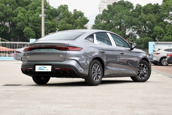 DM-I-2024 80KM Leading Model PHEV Sedan para BYD Velocidade máxima 180Km/h Tipo de energia PHEV