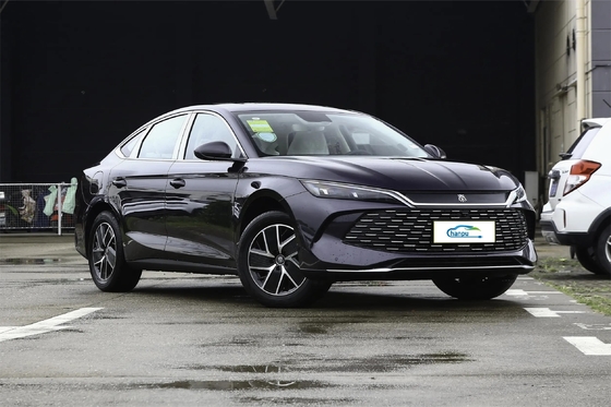 Modelo de automóvel de porte médio 2150Kg Massa máxima de carga total Energia- Carregamento para BYD