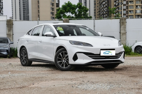 Green Energy PHEV Sedan Byd 06Dm-I-2024 Modelo com 5 lugares e 120Km de autonomia