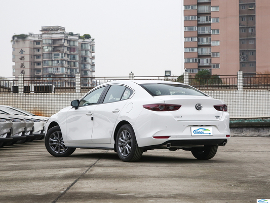 2023 Mazda 3 Axela 1.5L SUV automático a gasolina Sedan TPMS e faróis LED Incluído