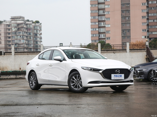 2023 Mazda 3 Axela 1.5L Edição Manual SUV a gasolina Sedan com faróis LED por chinês