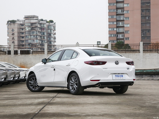 2023 Mazda 3 Axela 1.5L Edição Manual SUV a gasolina Sedan com faróis LED por chinês