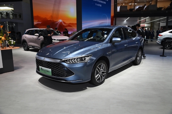 Espaçoso sedã compacto de 5 lugares BYD Qin Plus Dm-2024 Dm-I Honor Versão 120Km PHEV Carro
