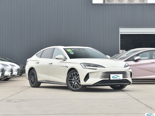 Versão Medieum Glory Dm-I 121Km Elite Tipo Sedan com sistema de direção de suspensão da BYD