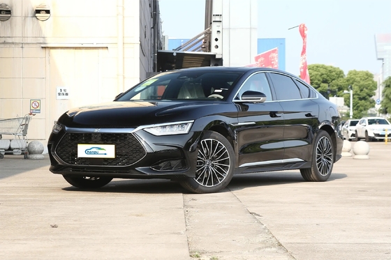 Veículo médio-grande Byd PHEV Dm-2024 Dm-I Honor Versão 121Km Privilege Tipo Características Sedan