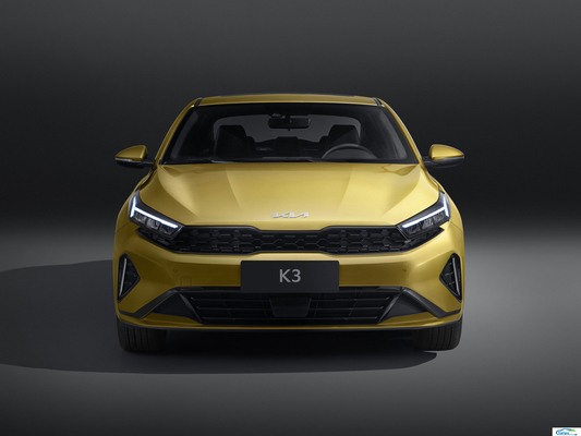 KIA K3 1.5L 1.4T Limousine a gasolina com janela traseira elétrica e uma chave de elevação