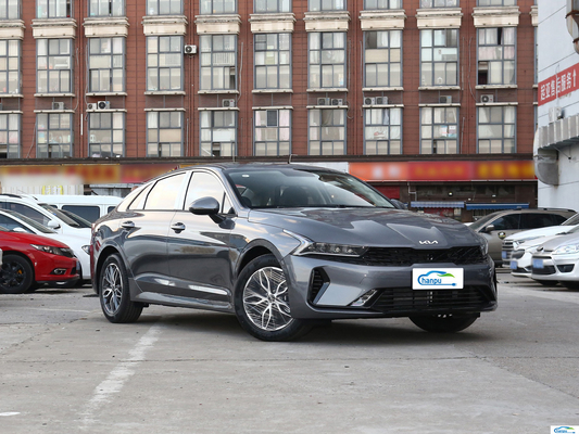 2023 2024 Kia K5 Sedan de 5 portas 1.5T 2.0T Automóvel a gasolina para carros de passageiros Hyundai