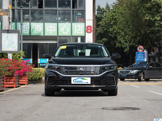 2023 Volkswagen Passat Phev SUV A combinação perfeita de desempenho e eficiência
