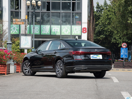 2023 Volkswagen Passat Phev SUV A combinação perfeita de desempenho e eficiência