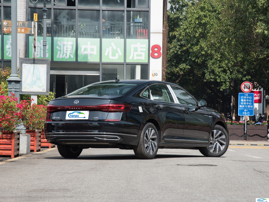 2023 Volkswagen Passat Phev SUV A combinação perfeita de desempenho e eficiência