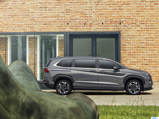 Hyundai CUSTO 1.5T 2.0T GDI MPV Multifunção SUV a gasolina Euro VI para veículos de passageiros