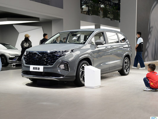 Hyundai CUSTO 1.5T 2.0T GDI MPV Multifunção SUV a gasolina Euro VI para veículos de passageiros