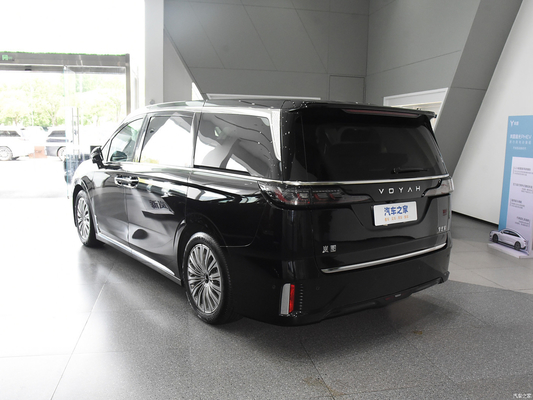 Experimente o melhor de ambos os mundos com o 2024 Voyah Dreamers Lantu Luxury 4-Drive SUV