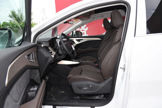 SUV City Ride-On Car Q5 E-Tron-50 E-Tron Quattro Shining Brocade Suit Veículo elétrico