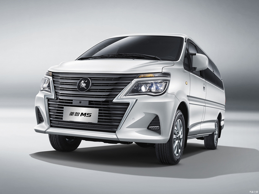 2023 Dongfeng Forthing Lingzhi 5 lugares MPV Médio Automóvel de gasolina Cor interior escura