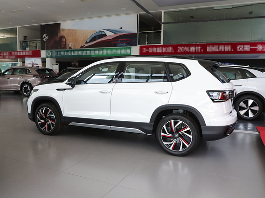 Volkswagen Tharu 2025 5 portas 5 lugares SUV Carro com 1.5L / 1.5T 300TSI Motor a gasolina Made