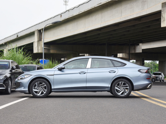 2024 Volkswagen Lamando L Hatchback 1.2T/1.4T Compacto 5 portas 5 lugares Carro a gasolina fabricado
