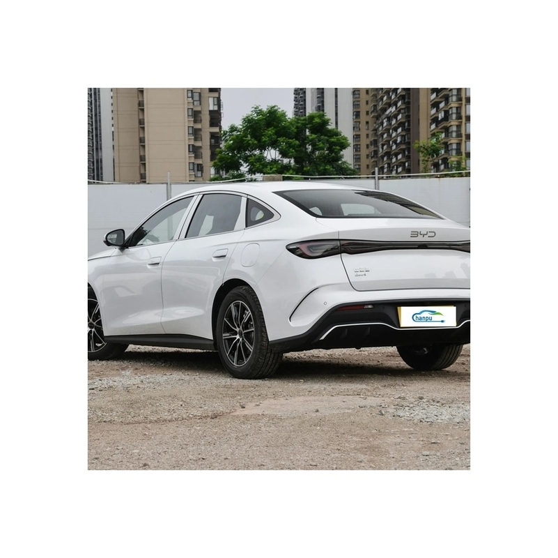 Green Energy PHEV Sedan Byd 06Dm-I-2024 Modelo com 5 lugares e 120Km de autonomia