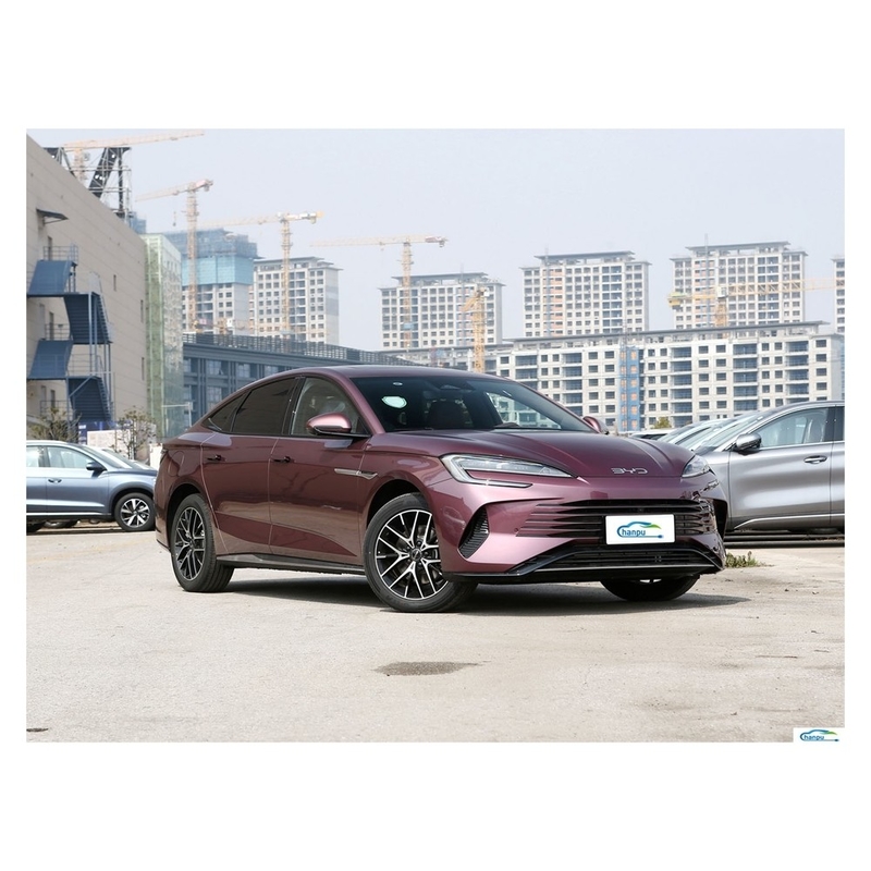 Versão Medieum Glory Dm-I 121Km Elite Tipo Sedan com sistema de direção de suspensão da BYD